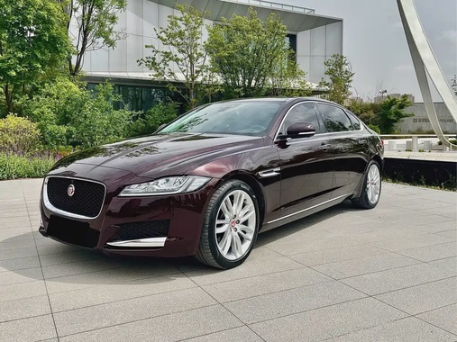 Jaguar XF 2020