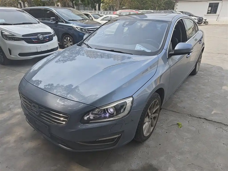 Volvo S60