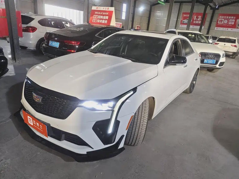 Cadillac CT4
