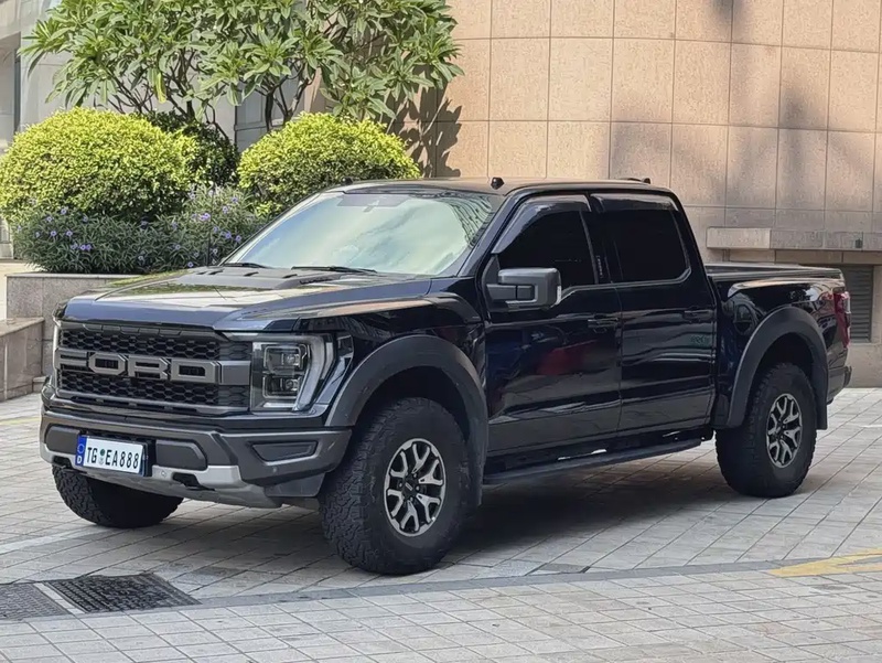 Ford F-150 Raptor