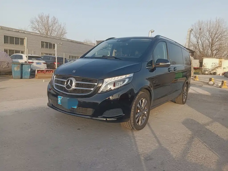 Mercedes-Benz V-Class