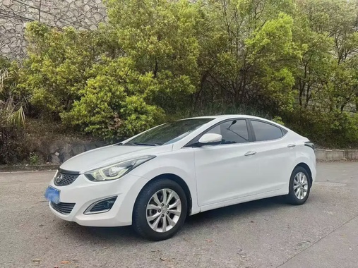 Hyundai Elantra 2016