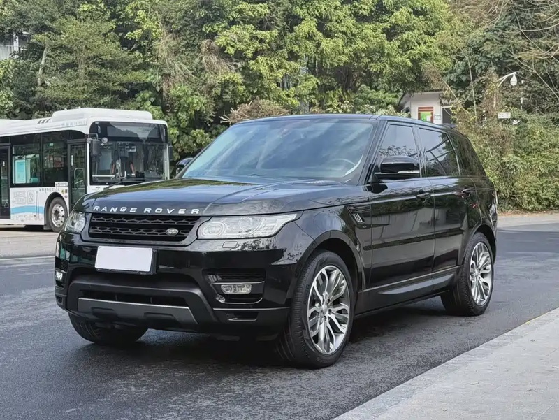 Land Rover Sport