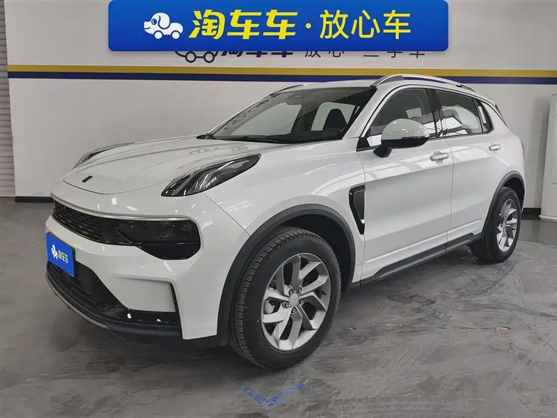 Lynk & Co 01