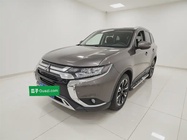 Mitsubishi Outlander 2021