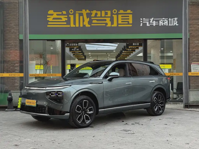 XPeng G9