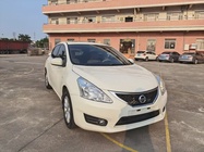 Nissan Tiida 2012