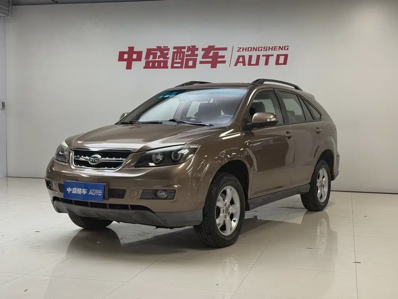 BYD S6