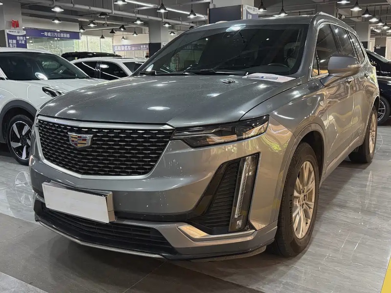 Cadillac XT6