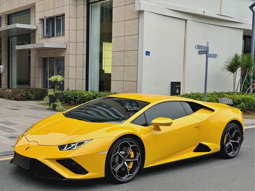 Lamborghini Huracan 2021