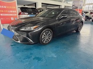 Lexus ES 2022