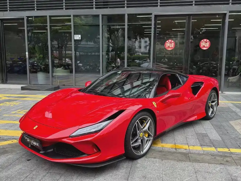 Ferrari F8