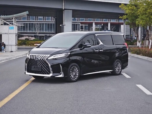 Lexus LM 2022