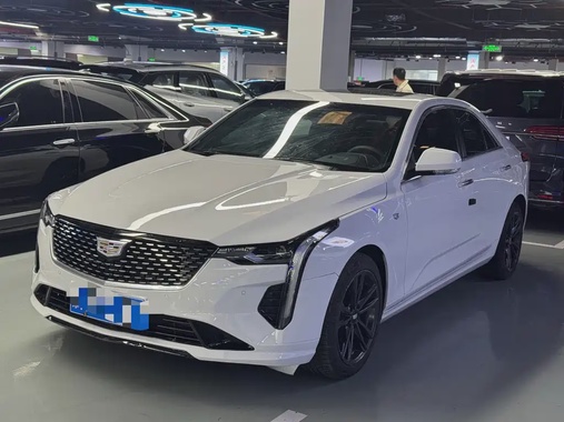 Cadillac CT4 2022