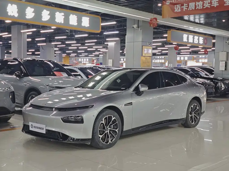 XPeng P7