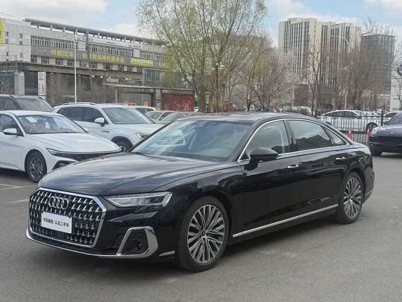 Audi A8