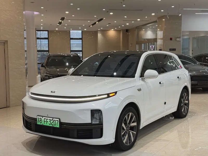 Li Auto L7
