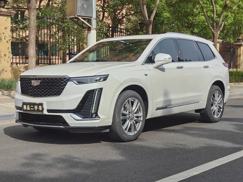 Cadillac XT6
