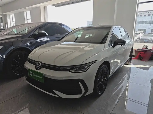 Volkswagen Golf 2025