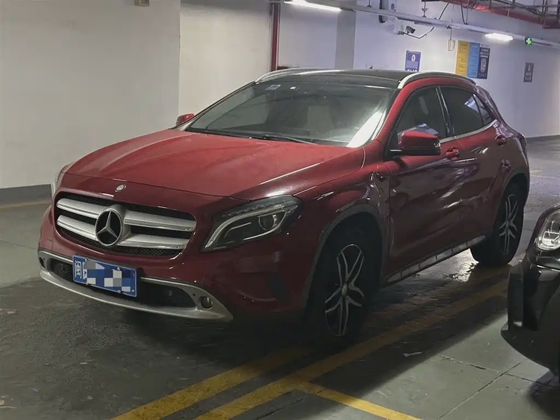 Mercedes-Benz GLA-Class