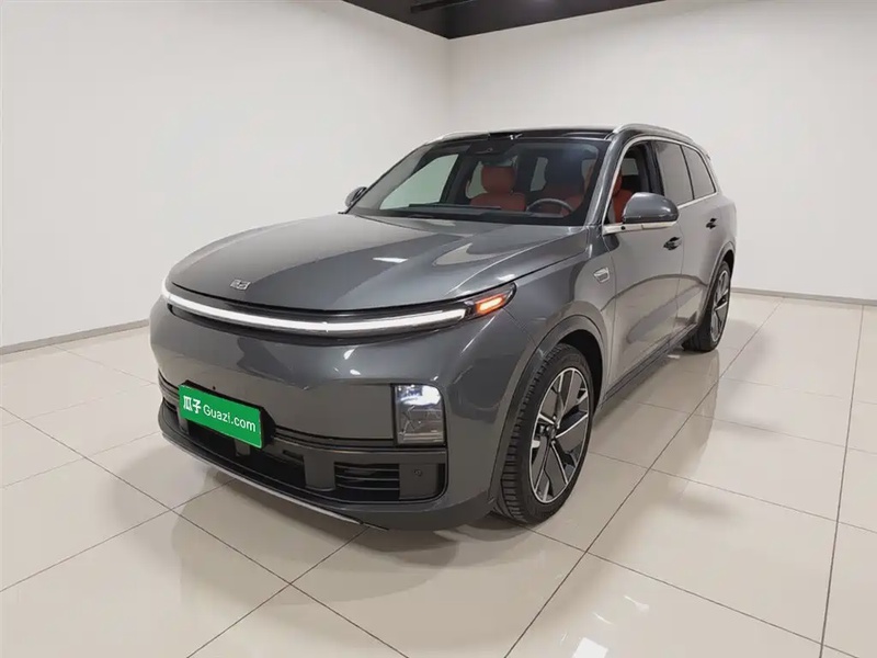 Li Auto L8