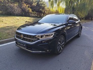 Volkswagen Passat 2022