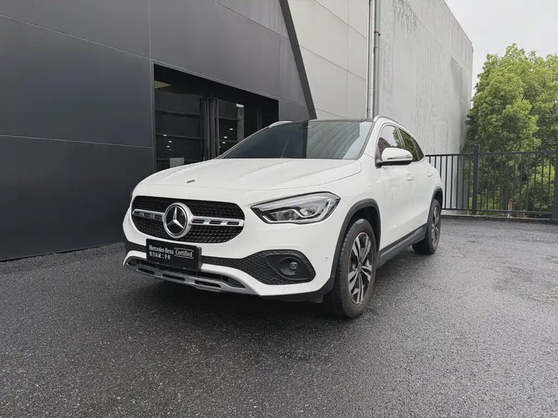 Mercedes-Benz GLA-Class