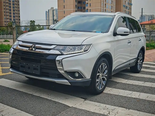 Mitsubishi Outlander 2018