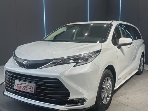 Toyota Sienna 2022