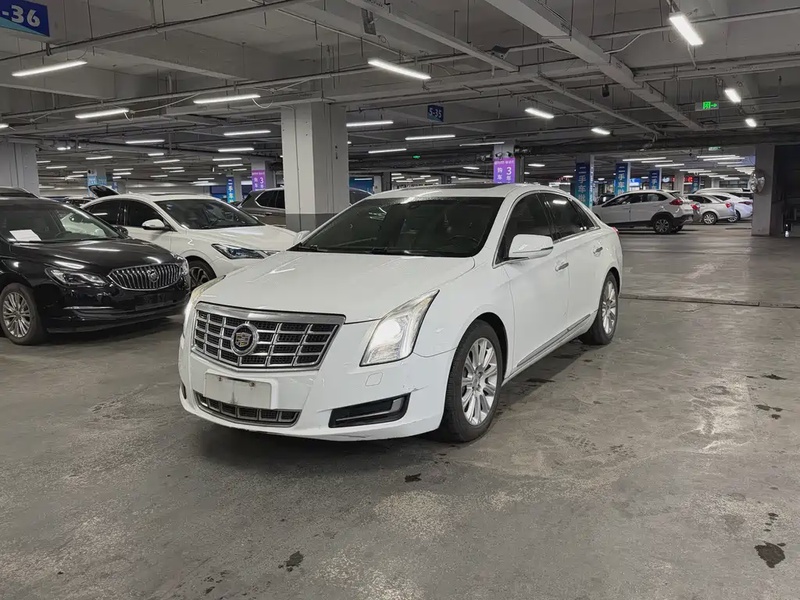 Cadillac XTS