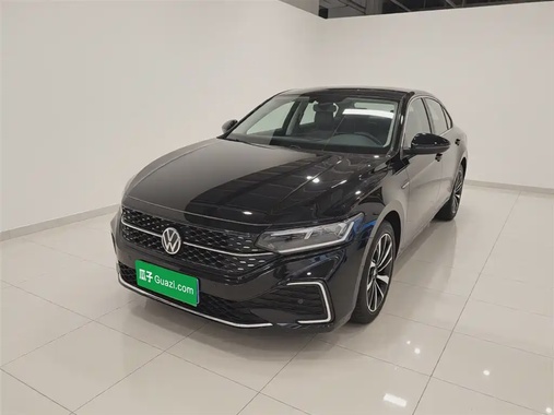 Volkswagen Passat 2022