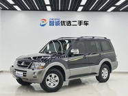 Mitsubishi Pajero 2011