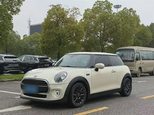 MINI Other 2019