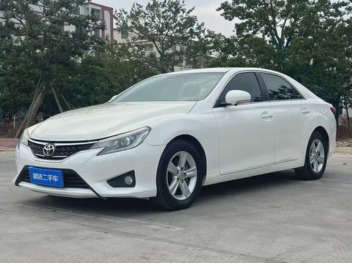 Toyota Reiz 2016