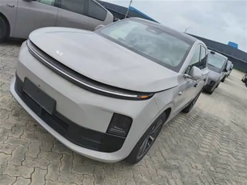 Li Auto L6