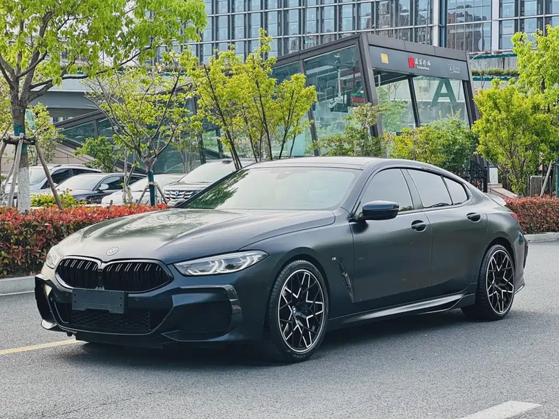 BMW 8 Series