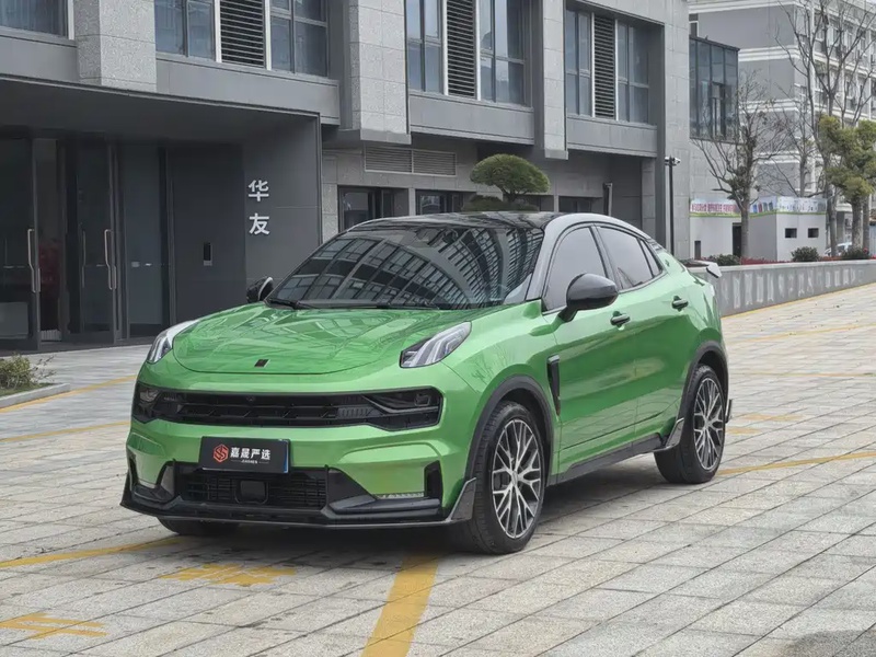 Lynk & Co 05
