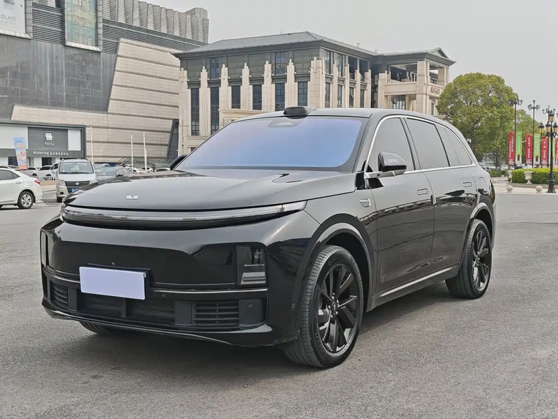 Li Auto L7