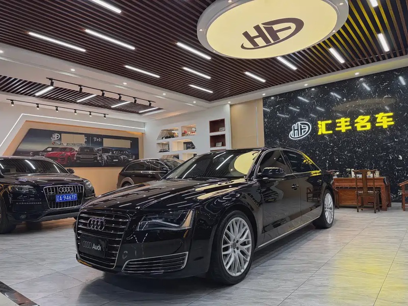 Audi A8