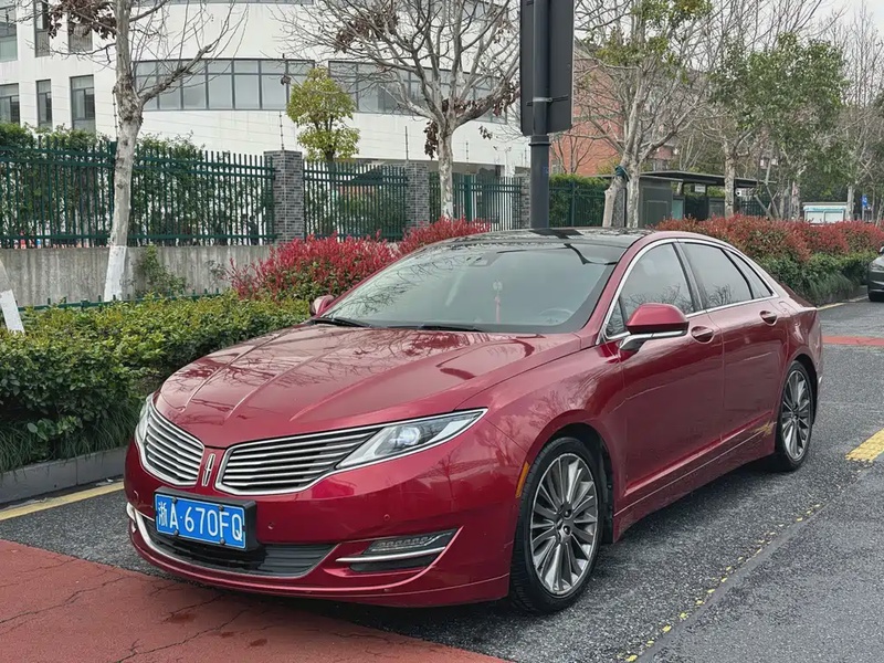 Lincoln MKZ