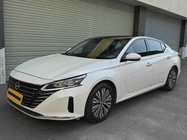 Nissan Teana 2023