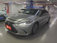 Lexus ES 2023