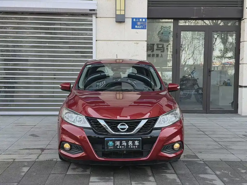 Nissan Tiida
