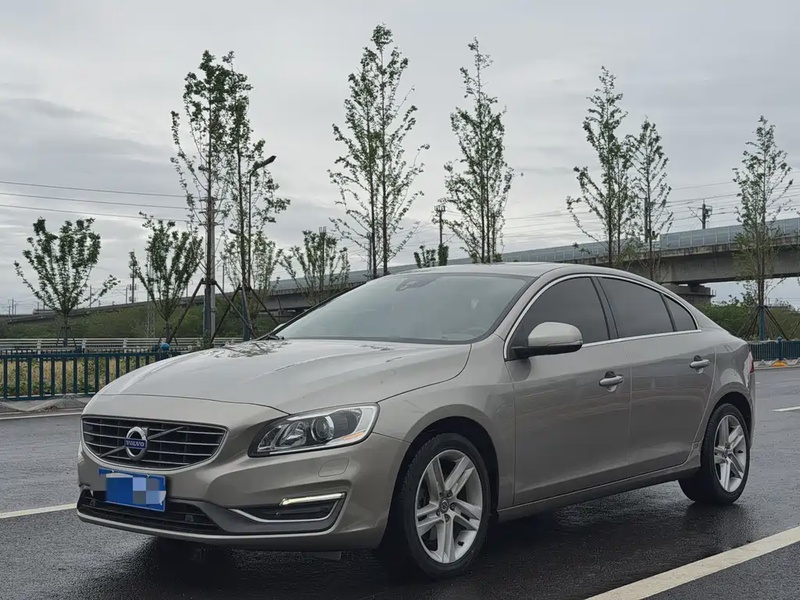 Volvo S60