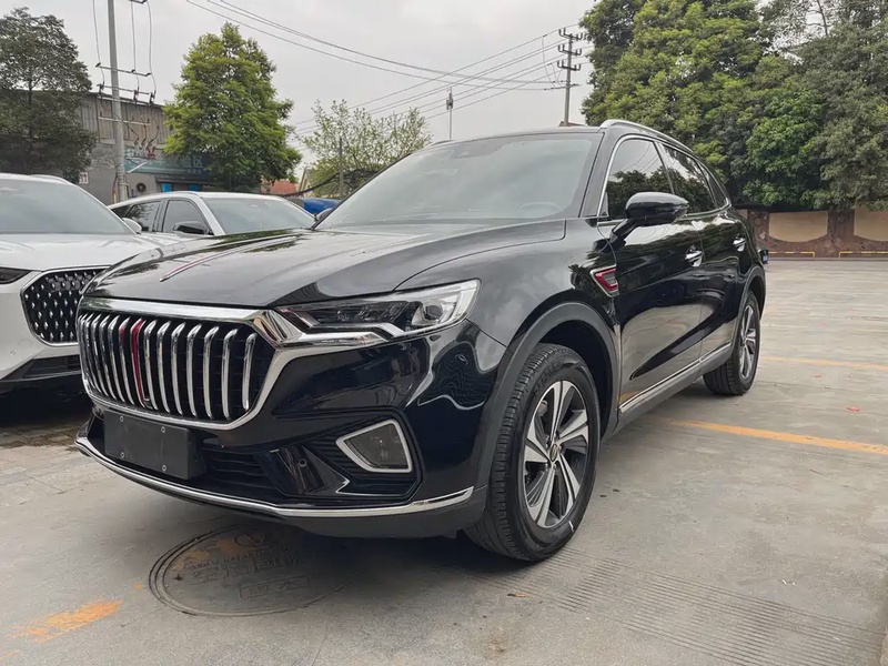 Hongqi HS5