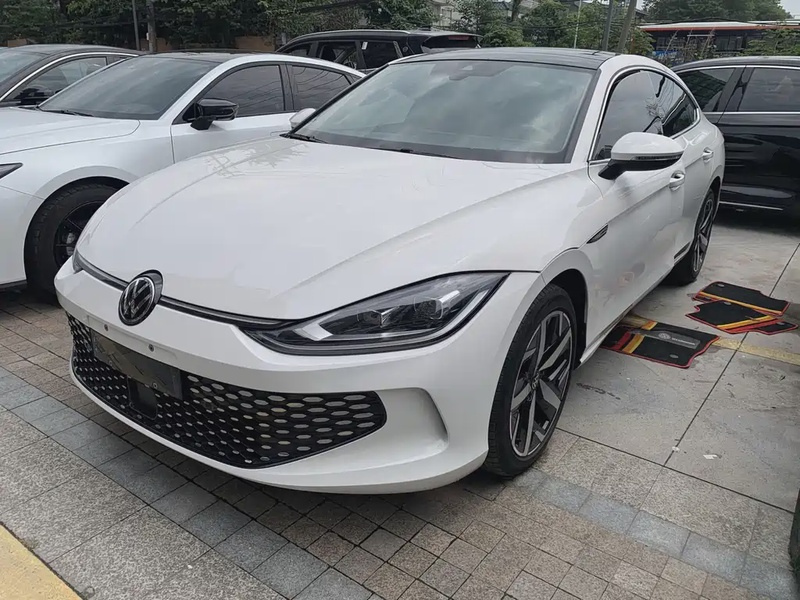 Volkswagen Lamando