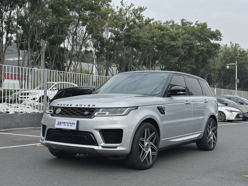 Land Rover Sport