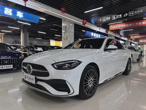 Mercedes-Benz C-Class 2024
