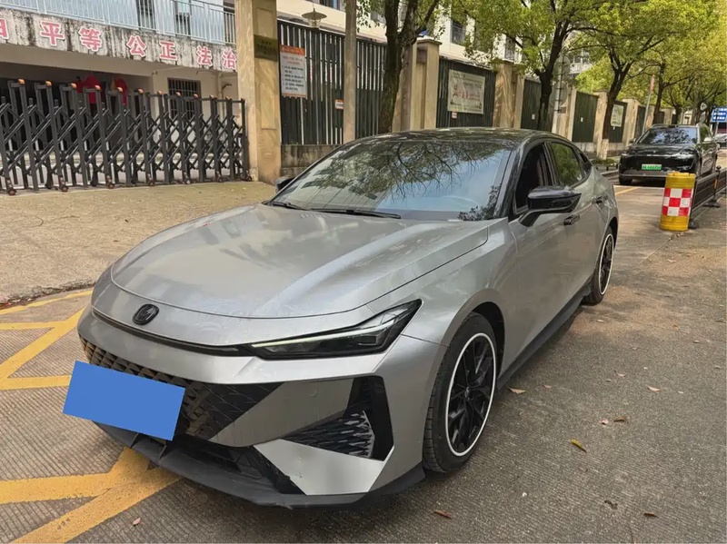 Changan UNI-V