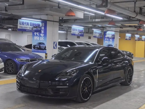 Porsche Panamera 2021